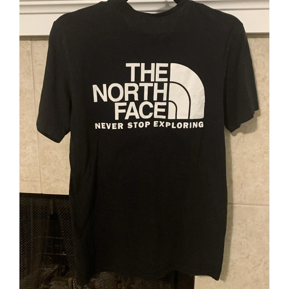 The North Face Men's T-Shirt – Black, Size XS Short Sleeve
